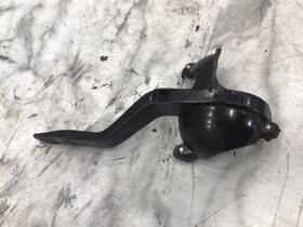 863449c Mercury Marine Mercruiser 4.3 L Mpi Vortec Gm V6 Engine Mount Bracket