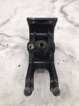 862342 Mercury Marine 04 Mercruiser 8.1 L 496 V8 Engine Oil Filter Mount Base Bracket