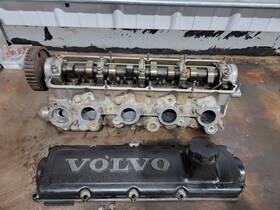 Volvo Penta 1000531 Z4b Aq131 Cylinder Head Valves Camshaft Aq 151b